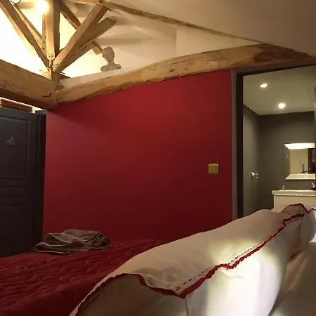 La Rive D Hotes The Riverside Retreat Habitación en casa particular
