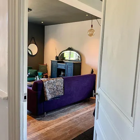 Homestay szállás La Rive D Hotes The Riverside Retreat *