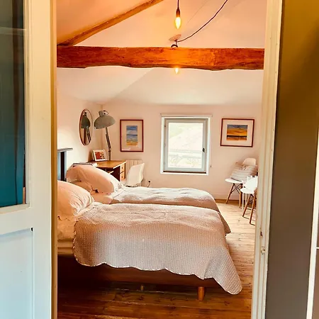 La Rive D Hotes The Riverside Retreat *