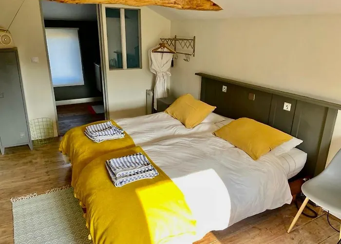 La Rive D Hotes The Riverside Retreat Homestay *