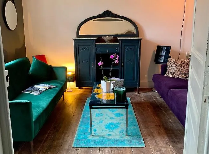 Homestay La Rive D Hotes The Riverside Retreat